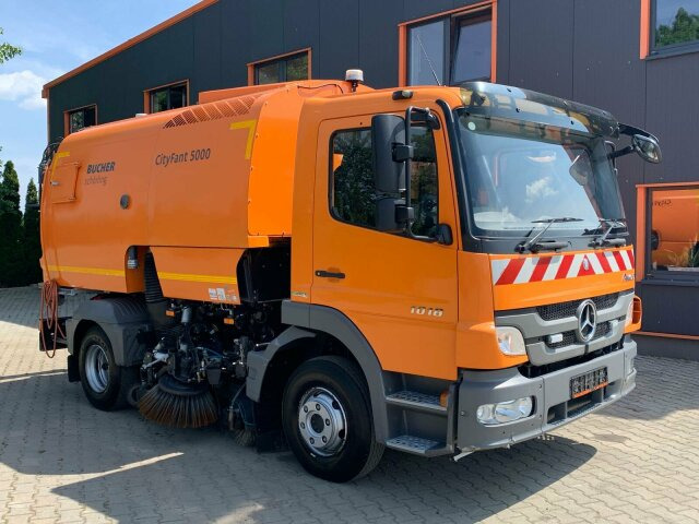 Mercedes-Benz Atego Kehrmaschine BUCHER CITYFANT 5000 - Vozilo za pometanje: slika 1 Mercedes-Benz Atego Kehrmaschine BUCHER CITYFANT 5000 - Vozilo za pometanje: slika 1