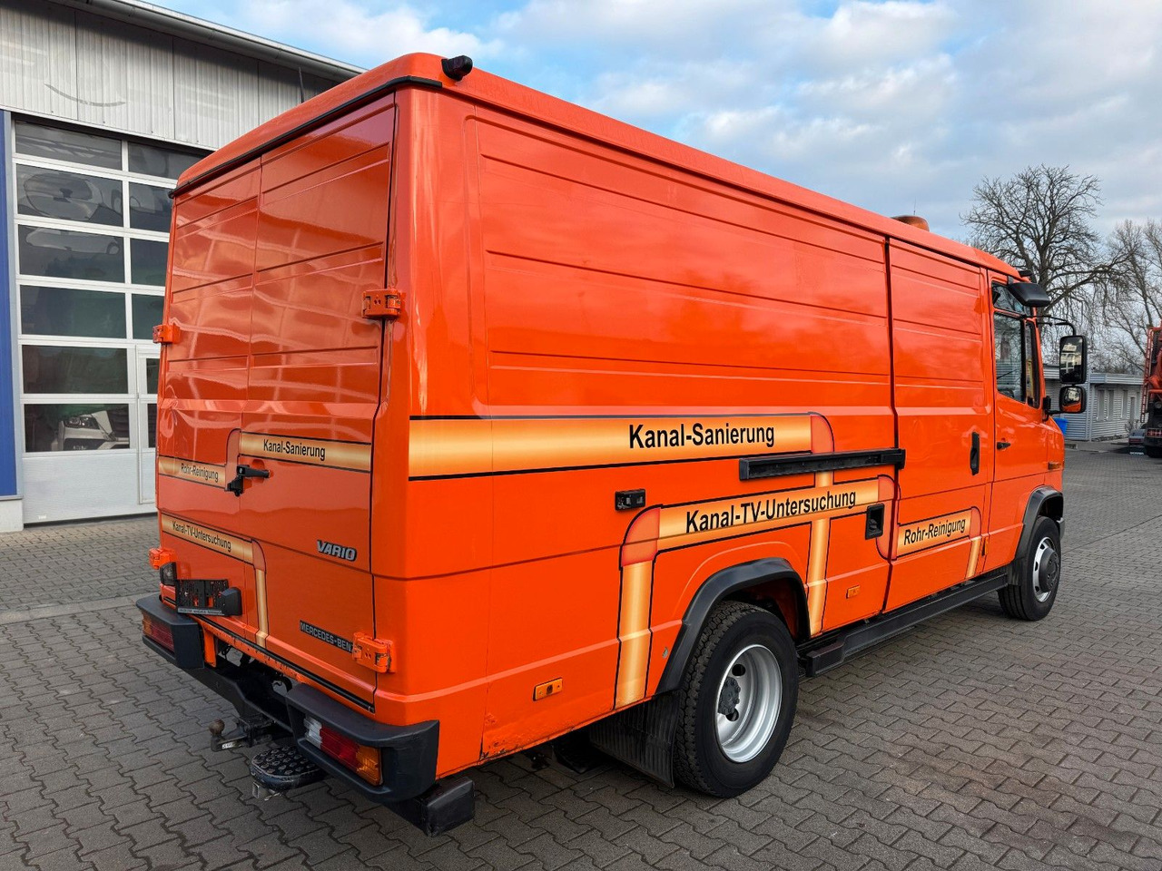 Mercedes-Benz Vario 818D Kanalreiniger Rockstroh Drain Jet 100 - Vakuumski tovornjak: slika 4 Mercedes-Benz Vario 818D Kanalreiniger Rockstroh Drain Jet 100 - Vakuumski tovornjak: slika 4