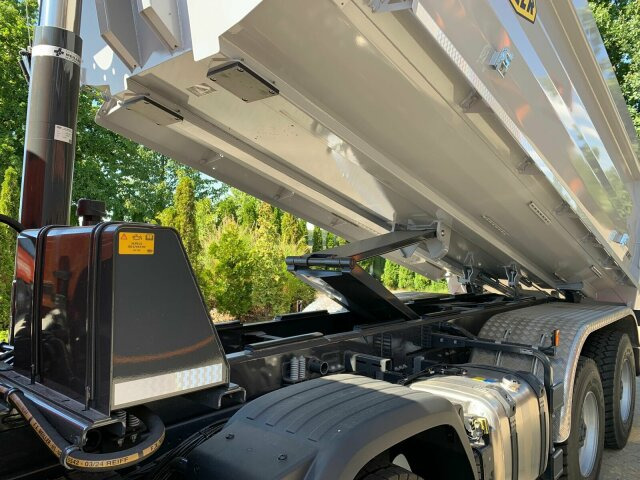 Scania P 420 8x4 Kipper Meiller 18,5m3 Euro 6 - Tovornjak prekucnik: slika 4 Scania P 420 8x4 Kipper Meiller 18,5m3 Euro 6 - Tovornjak prekucnik: slika 4