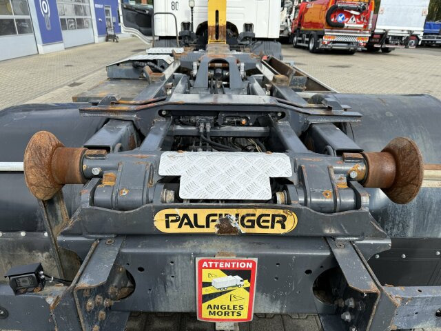 Scania P280 4x2 Abrollkipper Palfinger Knickhaken T15A - Kotalni prekucni tovornjak: slika 5 Scania P280 4x2 Abrollkipper Palfinger Knickhaken T15A - Kotalni prekucni tovornjak: slika 5