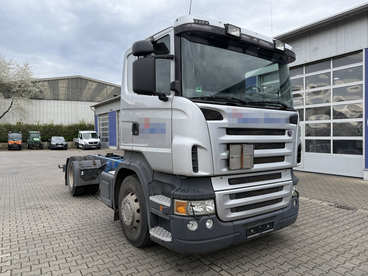 Scania R 420 Tankwagen ADR Fahrgestell Retarder Volluft - Tovornjak-šasija: slika 1 Scania R 420 Tankwagen ADR Fahrgestell Retarder Volluft - Tovornjak-šasija: slika 1