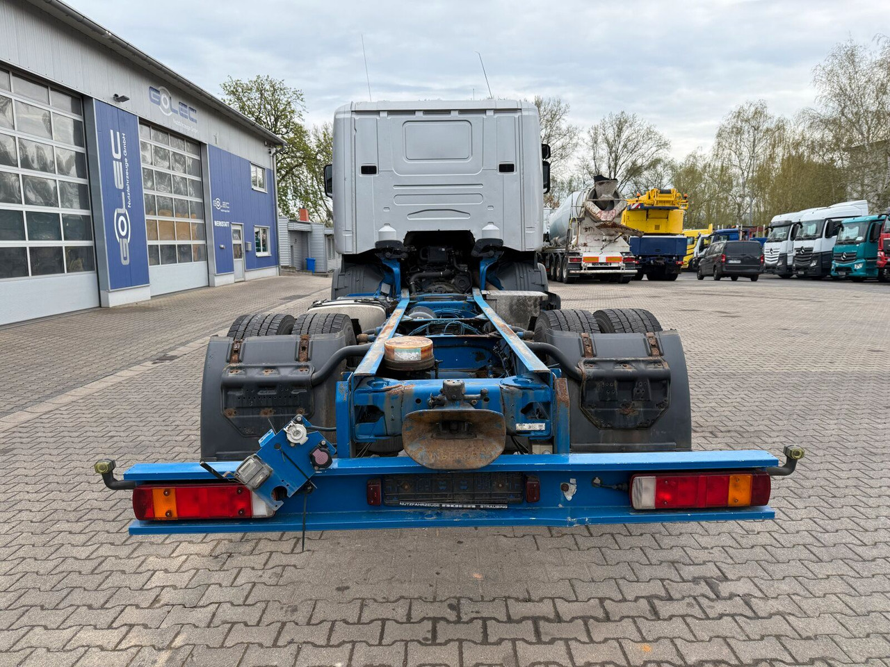 Scania R 420 Tankwagen ADR Fahrgestell Retarder Volluft - Tovornjak-šasija: slika 4 Scania R 420 Tankwagen ADR Fahrgestell Retarder Volluft - Tovornjak-šasija: slika 4