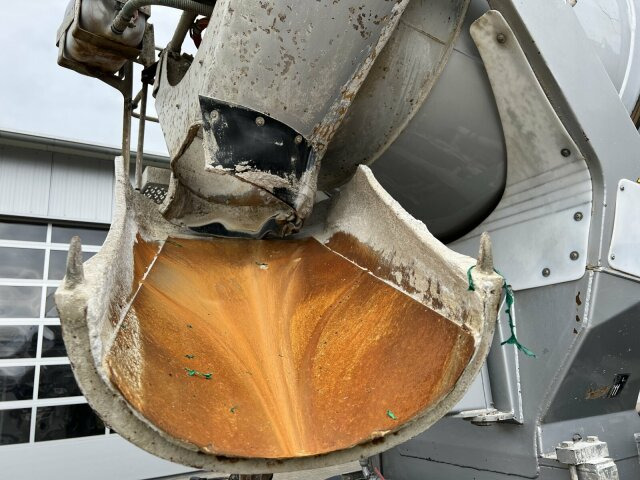 Schwing Stetter Betonmischer Auflieger 10 m³ - Polprikolica mešalec betona: slika 3 Schwing Stetter Betonmischer Auflieger 10 m³ - Polprikolica mešalec betona: slika 3