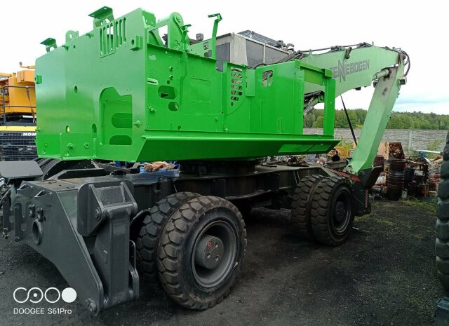 Sennebogen 818-E Umschlagbagger - 83 Ton - mit Greifer - Bager na kolesih: slika 3 Sennebogen 818-E Umschlagbagger - 83 Ton - mit Greifer - Bager na kolesih: slika 3