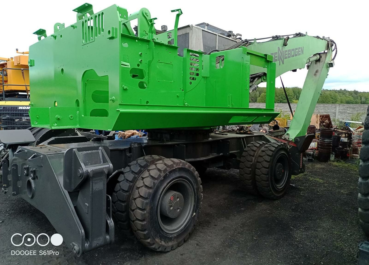 Sennebogen 818-E Umschlagbagger - 83 Ton - mit Greifer - Bager na kolesih: slika 3 Sennebogen 818-E Umschlagbagger - 83 Ton - mit Greifer - Bager na kolesih: slika 3