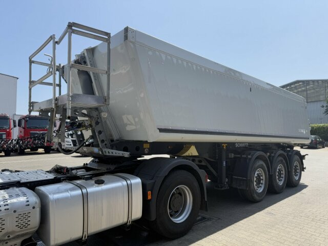 Iveco S-WAY 4x4H Zugmaschine Euro 6 *Kippauflieger - Vlačilec: slika 2 Iveco S-WAY 4x4H Zugmaschine Euro 6 *Kippauflieger - Vlačilec: slika 2