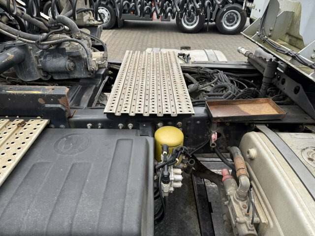 MAN TGS 18.440 4x4H Eur 5 Sattelzugmaschine - Vlačilec: slika 4 MAN TGS 18.440 4x4H Eur 5 Sattelzugmaschine - Vlačilec: slika 4