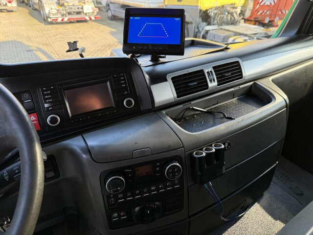 MAN TGS 18.440 4x4H Eur 5 Zugmaschine - Vlačilec: slika 3 MAN TGS 18.440 4x4H Eur 5 Zugmaschine - Vlačilec: slika 3