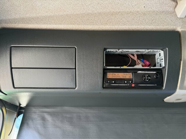 MAN TGS 18.440 4x4H Eur 5 Zugmaschine - Vlačilec: slika 4 MAN TGS 18.440 4x4H Eur 5 Zugmaschine - Vlačilec: slika 4