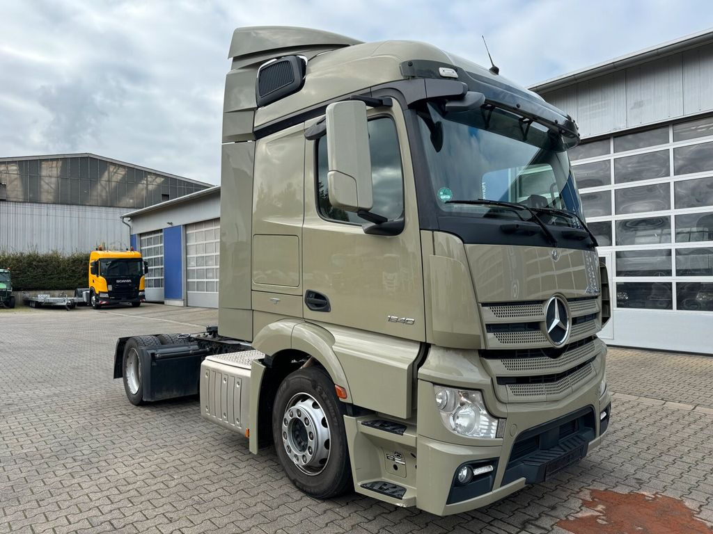 Mercedes-Benz Actros 1840 4x2 SZM Mega *Retarder - Vlačilec: slika 1 Mercedes-Benz Actros 1840 4x2 SZM Mega *Retarder - Vlačilec: slika 1
