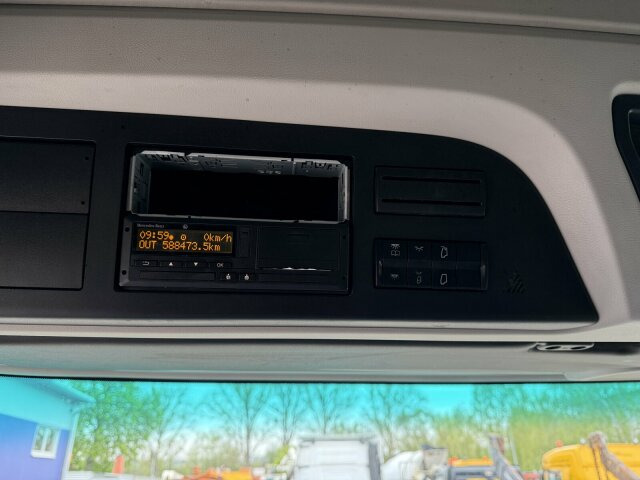 Mercedes-Benz Actros 1843 Sattelzugmaschine 4x2 Kipph. - Vlačilec: slika 4 Mercedes-Benz Actros 1843 Sattelzugmaschine 4x2 Kipph. - Vlačilec: slika 4