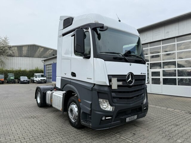 Mercedes-Benz Actros 1845 LS Sattelzugmaschine 4x2 - Vlačilec: slika 1 Mercedes-Benz Actros 1845 LS Sattelzugmaschine 4x2 - Vlačilec: slika 1