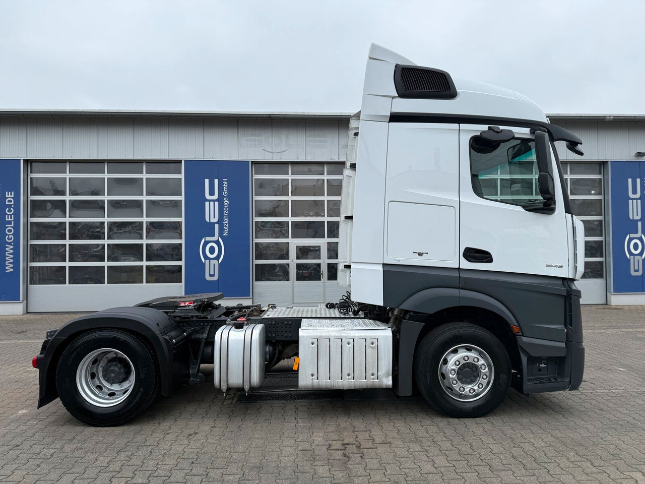 Mercedes-Benz Actros 1845 SZM 4x2 Retarder Kipphydraulik - Vlačilec: slika 2 Mercedes-Benz Actros 1845 SZM 4x2 Retarder Kipphydraulik - Vlačilec: slika 2