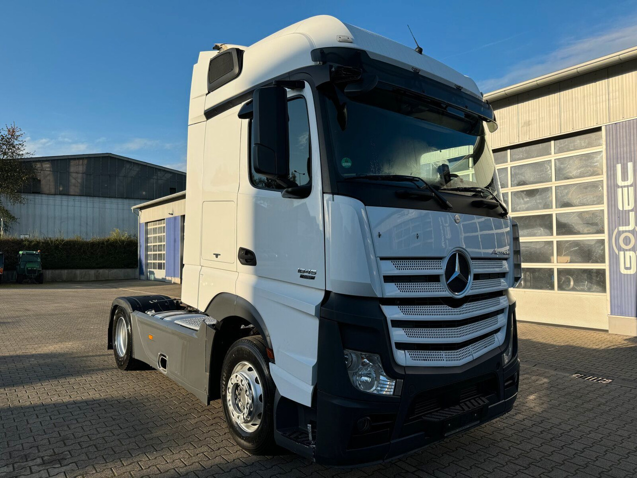 Mercedes-Benz Actros 1845 SZM 4x2 Streamspace *Retarder - Vlačilec: slika 1 Mercedes-Benz Actros 1845 SZM 4x2 Streamspace *Retarder - Vlačilec: slika 1