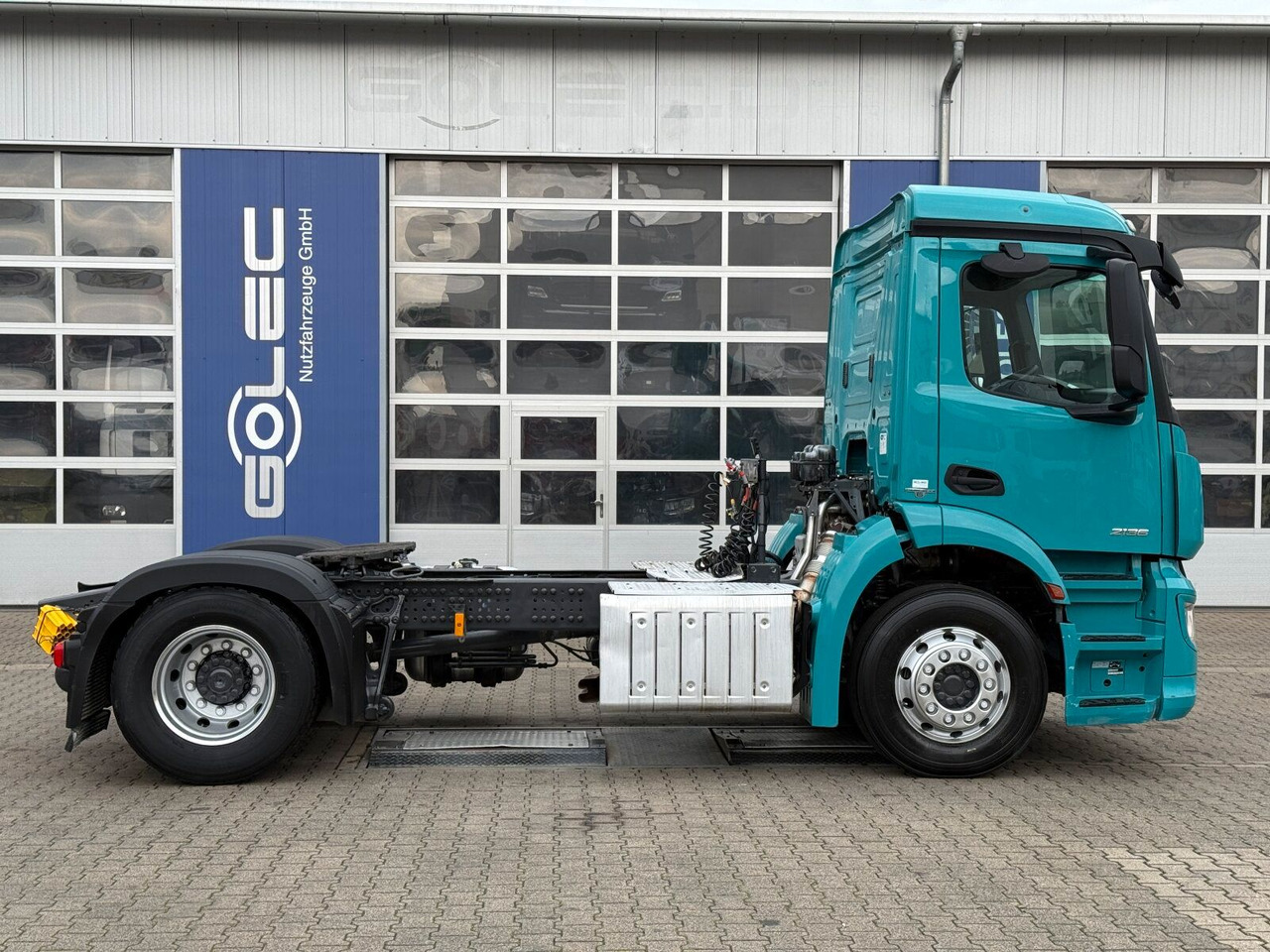 Mercedes-Benz Antos 2136 4x2 SZM Superlight - Vlačilec: slika 2 Mercedes-Benz Antos 2136 4x2 SZM Superlight - Vlačilec: slika 2