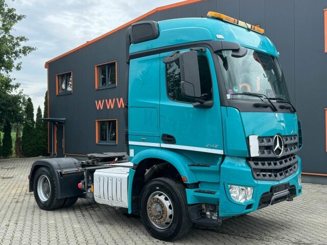 Mercedes-Benz Arocs 2142 4x4H SZM Euro 6 Kipphydraulik - Vlačilec: slika 1 Mercedes-Benz Arocs 2142 4x4H SZM Euro 6 Kipphydraulik - Vlačilec: slika 1