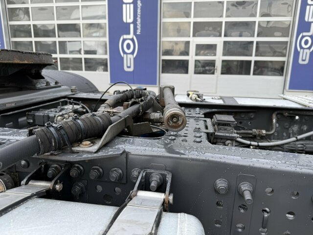 Mercedes-Benz MB Actros 1845 LS Sattelzugmaschine 4x2 - Vlačilec: slika 2 Mercedes-Benz MB Actros 1845 LS Sattelzugmaschine 4x2 - Vlačilec: slika 2