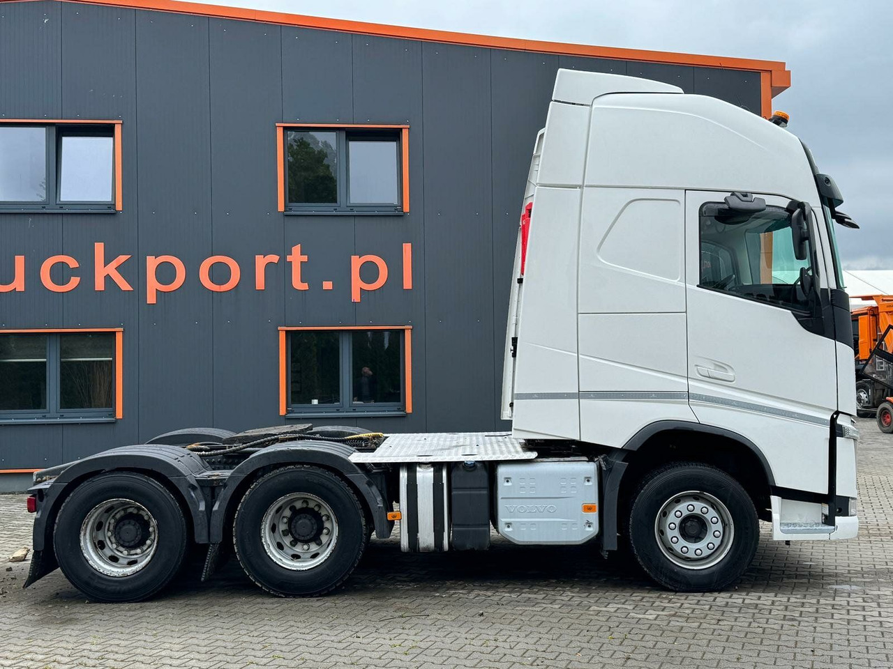 Volvo FH 540 6x4 EURO6 SZM - Vlačilec: slika 3 Volvo FH 540 6x4 EURO6 SZM - Vlačilec: slika 3