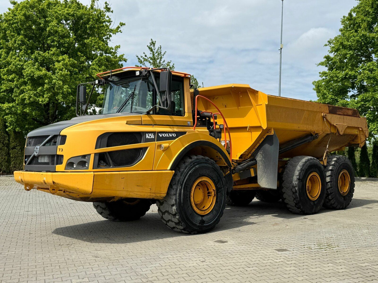 Volvo A25G Dumper 22,5 Ton 11.361 Stunden - Zglobni demper: slika 2 Volvo A25G Dumper 22,5 Ton 11.361 Stunden - Zglobni demper: slika 2