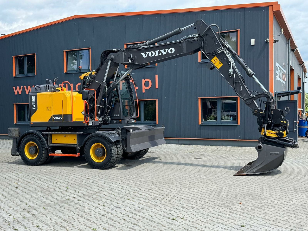 Volvo EWR150E Mobilbagger mit ROTATOR ENCONG EC319 - Bager na kolesih: slika 4 Volvo EWR150E Mobilbagger mit ROTATOR ENCONG EC319 - Bager na kolesih: slika 4