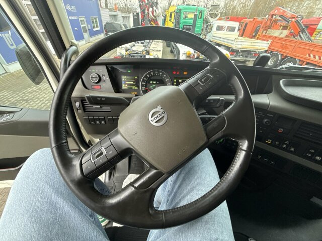 Volvo FH 510 8x4 Holztransporter Kran PENZ *Anhänger - Tovornjak za prevoz lesa, Tovornjak z dvigalom: slika 2 Volvo FH 510 8x4 Holztransporter Kran PENZ *Anhänger - Tovornjak za prevoz lesa, Tovornjak z dvigalom: slika 2