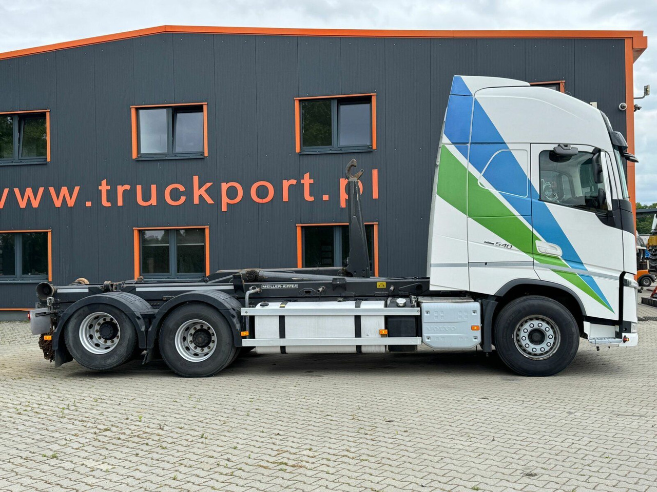 Volvo FH 540 6x2 Abrollkipper MEILLER RK 26.67 - Kotalni prekucni tovornjak: slika 4 Volvo FH 540 6x2 Abrollkipper MEILLER RK 26.67 - Kotalni prekucni tovornjak: slika 4