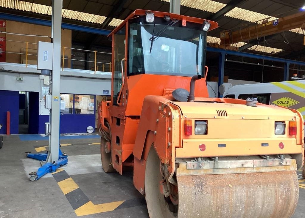 CAT CB 434 D - Cestni valjar: slika 2 CAT CB 434 D - Cestni valjar: slika 2