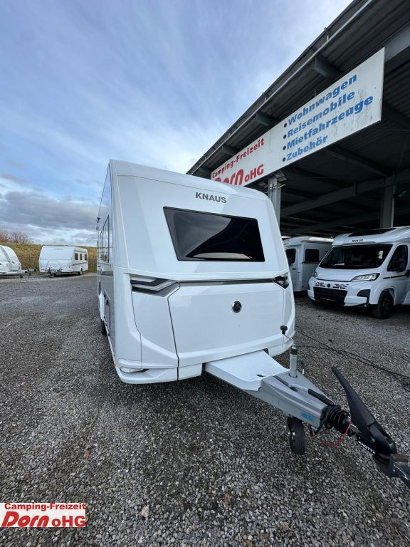 Knaus Azur 460 EU ehem. Messefahrzeug Knaus Azur 460 EU ehem. Messefahrzeug - Počitniška prikolica: slika 2 Knaus Azur 460 EU ehem. Messefahrzeug Knaus Azur 460 EU ehem. Messefahrzeug - Počitniška prikolica: slika 2