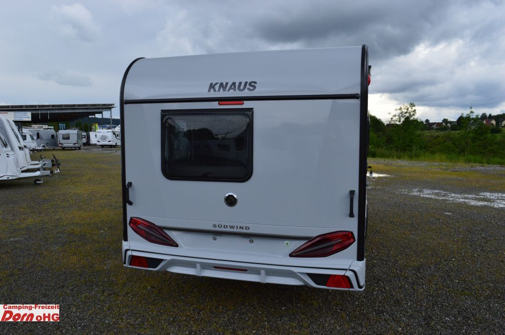 Knaus Südwind 420 QD 60 YEARS Kühlschrank 142l - Počitniška prikolica: slika 3 Knaus Südwind 420 QD 60 YEARS Kühlschrank 142l - Počitniška prikolica: slika 3