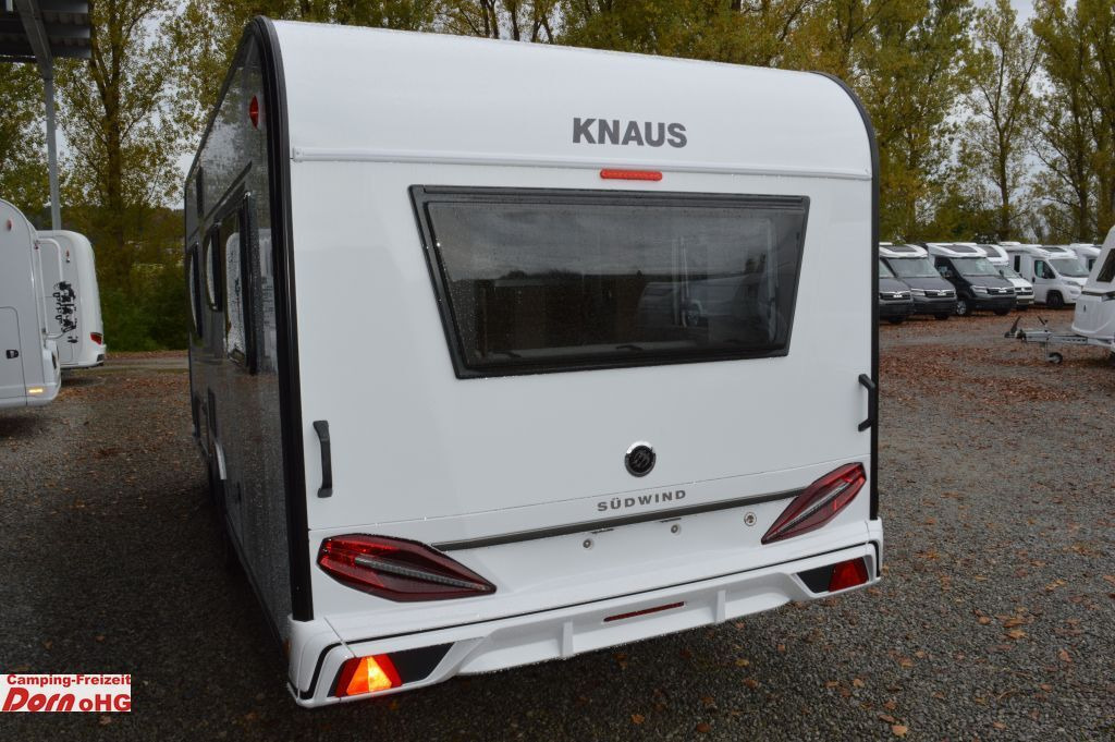 Knaus Südwind 500 FU 60 Years Gas Paket Knaus Südwind 500 FU 60 Years Gas Paket - Počitniška prikolica: slika 5 Knaus Südwind 500 FU 60 Years Gas Paket Knaus Südwind 500 FU 60 Years Gas Paket - Počitniška prikolica: slika 5
