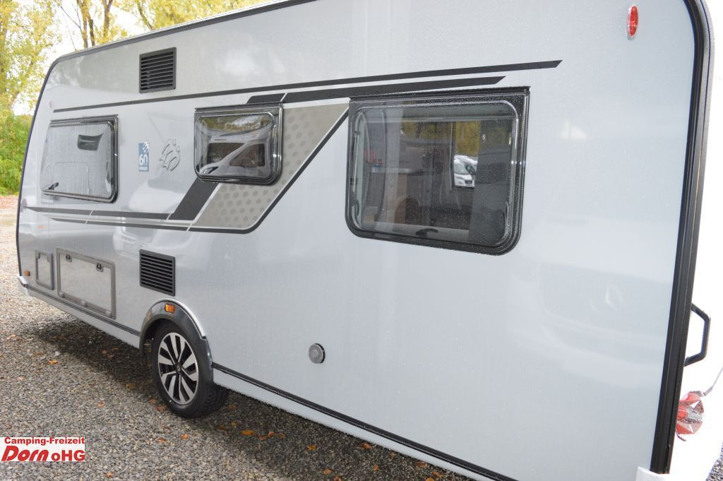Knaus Südwind 500 FU 60 Years Gas Paket Knaus Südwind 500 FU 60 Years Gas Paket - Počitniška prikolica: slika 4 Knaus Südwind 500 FU 60 Years Gas Paket Knaus Südwind 500 FU 60 Years Gas Paket - Počitniška prikolica: slika 4