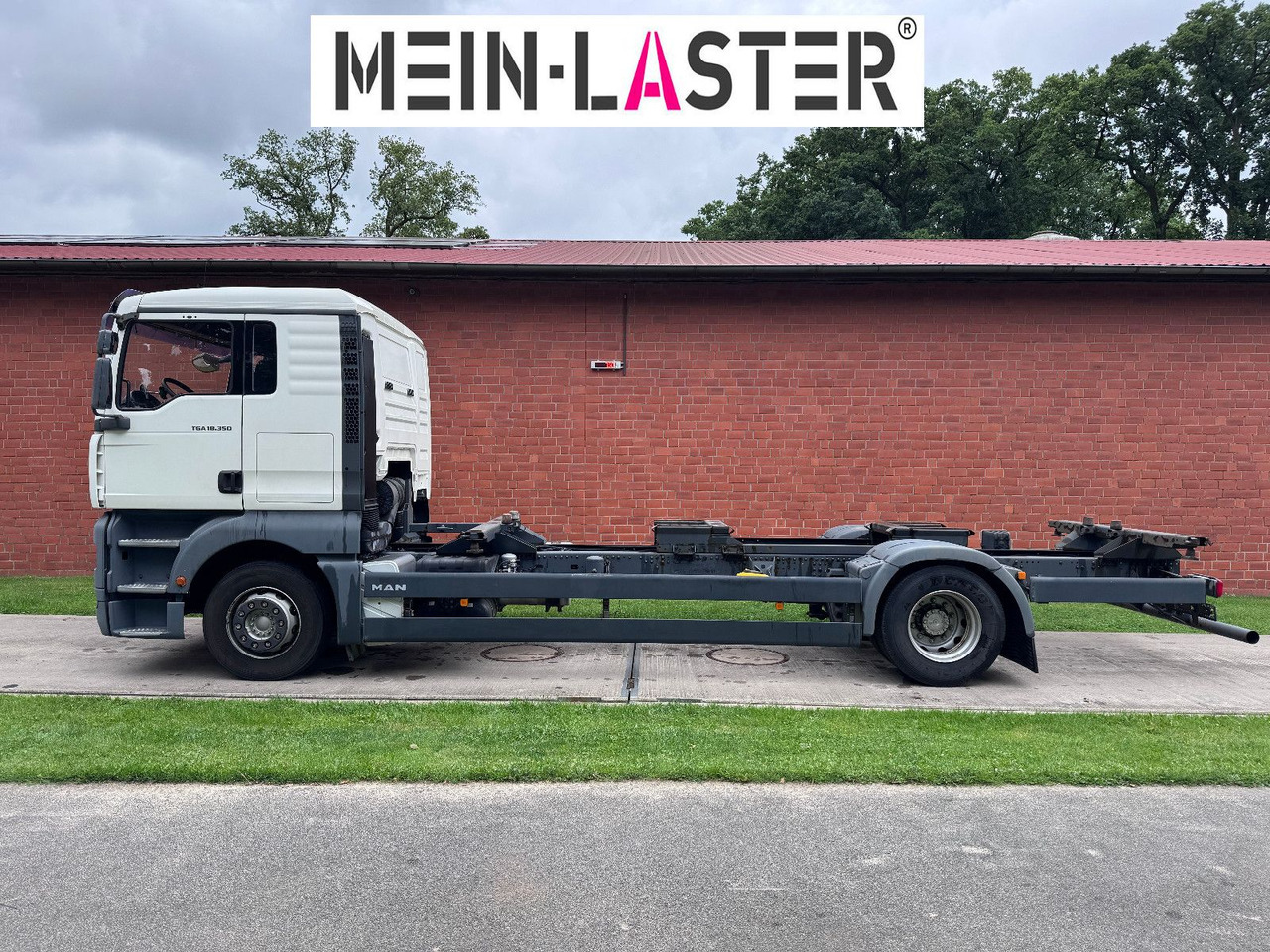 MAN TGA 18.350 BDF 5 Sitzer Klima 209.380 km - Kontejnerski tovornjak/ Tovornjak z zamenljivim tovoriščem: slika 4 MAN TGA 18.350 BDF 5 Sitzer Klima 209.380 km - Kontejnerski tovornjak/ Tovornjak z zamenljivim tovoriščem: slika 4