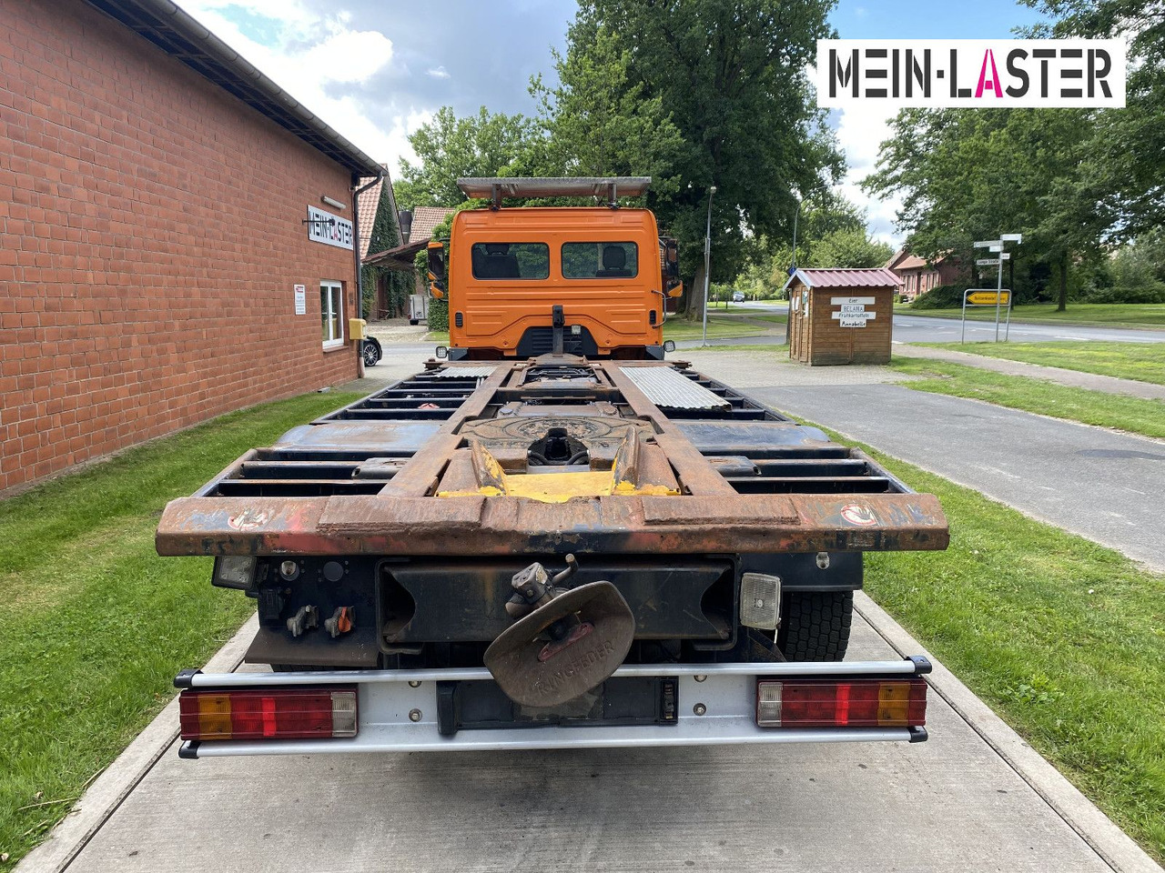 Mercedes-Benz Kamag Wiesel Umsetzter Sattelplatte - Kontejnerski tovornjak/ Tovornjak z zamenljivim tovoriščem: slika 4 Mercedes-Benz Kamag Wiesel Umsetzter Sattelplatte - Kontejnerski tovornjak/ Tovornjak z zamenljivim tovoriščem: slika 4
