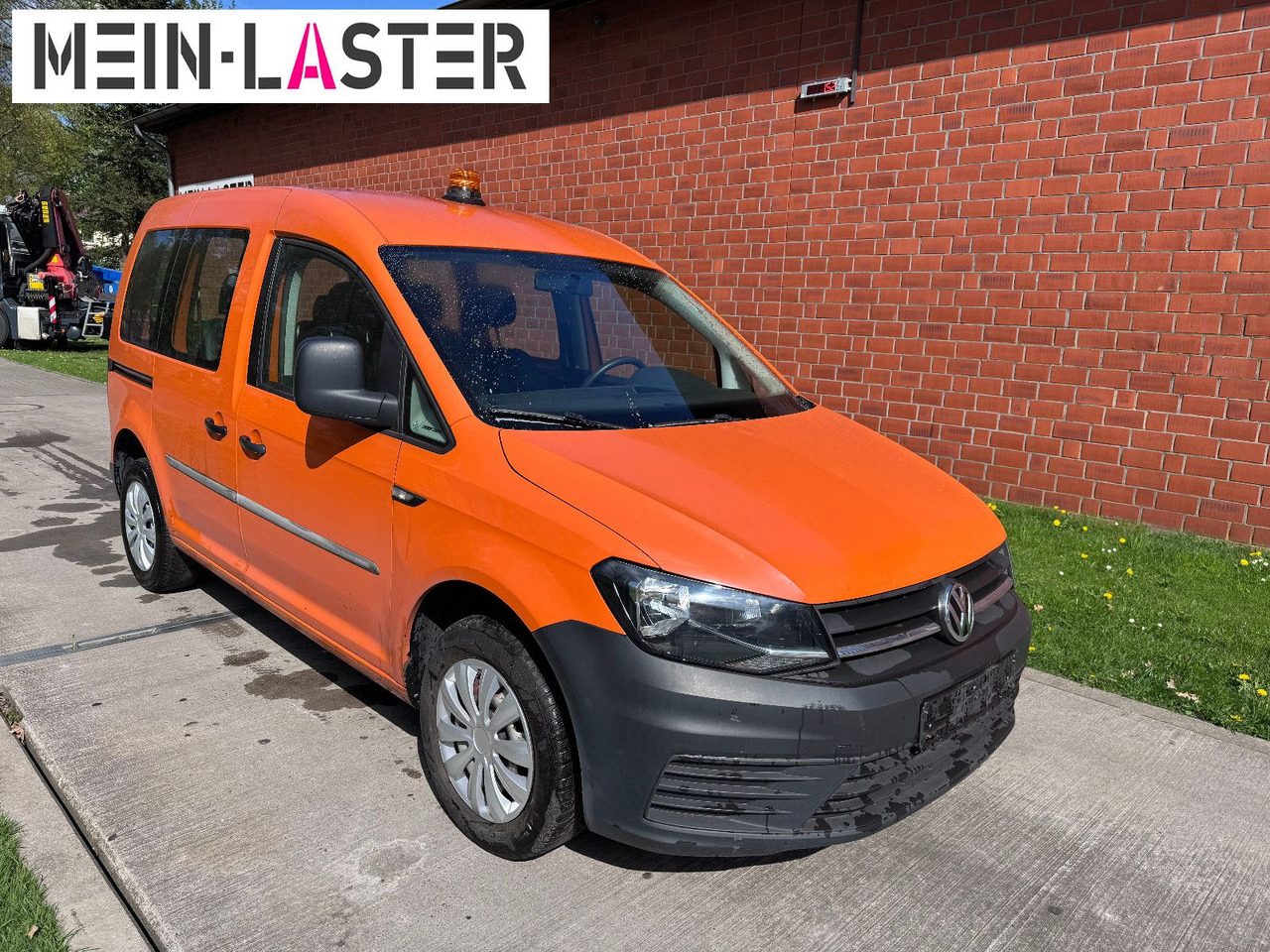 Volkswagen Caddy 2.0 TDI Klima 1. Hand 73.300 km - Potniški kombi: slika 2 Volkswagen Caddy 2.0 TDI Klima 1. Hand 73.300 km - Potniški kombi: slika 2