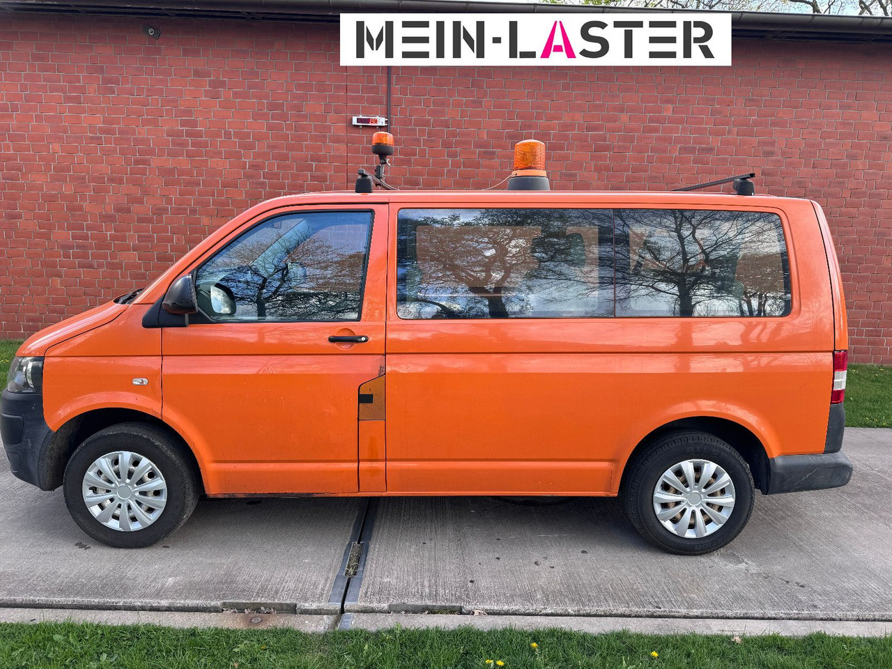 Volkswagen T5 2.0 tdi Bus 9 Sitzer - Potniški kombi: slika 4 Volkswagen T5 2.0 tdi Bus 9 Sitzer - Potniški kombi: slika 4