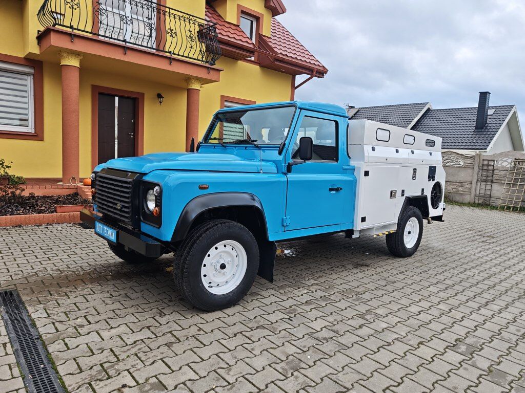Land Rover Defender 130 RIVARD Premium - Vakuumski tovornjak: slika 2 Land Rover Defender 130 RIVARD Premium - Vakuumski tovornjak: slika 2