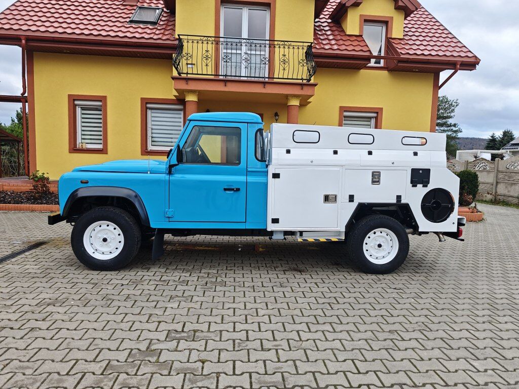 Land Rover Defender 130 RIVARD Premium - Vakuumski tovornjak: slika 3 Land Rover Defender 130 RIVARD Premium - Vakuumski tovornjak: slika 3