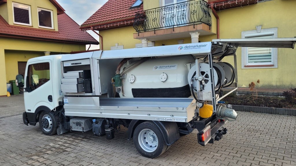 Nissan Cabstar COMBI Kanalreiniger VAAVUM CLEANER - Vakuumski tovornjak: slika 3 Nissan Cabstar COMBI Kanalreiniger VAAVUM CLEANER - Vakuumski tovornjak: slika 3