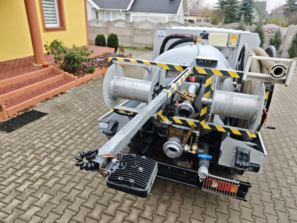 Vakuumski tovornjak Renault Maxity Kanalreiniger Hydrocureur Saugwagen: slika 40 Vakuumski tovornjak Renault Maxity Kanalreiniger Hydrocureur Saugwagen: slika 40