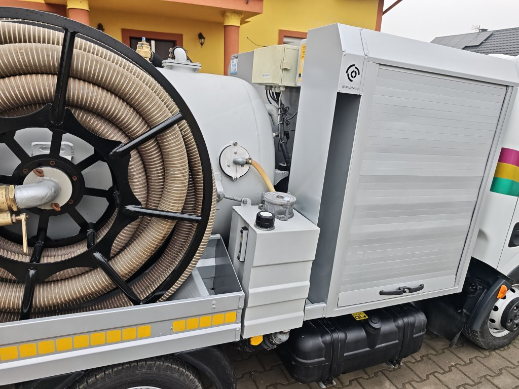 Vakuumski tovornjak Renault Maxity Kanalreiniger Hydrocureur Saugwagen: slika 31 Vakuumski tovornjak Renault Maxity Kanalreiniger Hydrocureur Saugwagen: slika 31