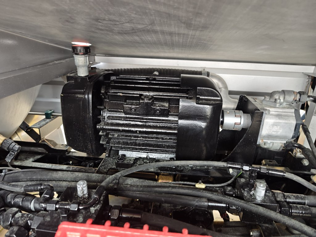 Vakuumski tovornjak Renault Maxity Kanalreiniger Hydrocureur Saugwagen: slika 28 Vakuumski tovornjak Renault Maxity Kanalreiniger Hydrocureur Saugwagen: slika 28