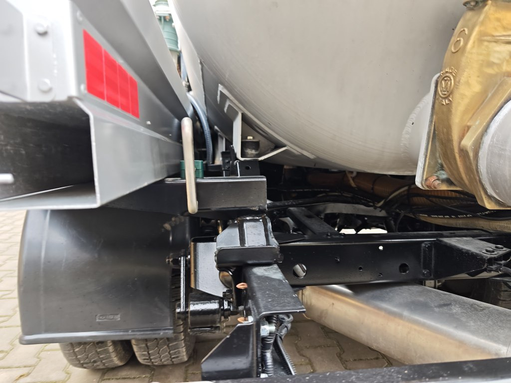 Vakuumski tovornjak Renault Maxity Kanalreiniger Hydrocureur Saugwagen: slika 47 Vakuumski tovornjak Renault Maxity Kanalreiniger Hydrocureur Saugwagen: slika 47