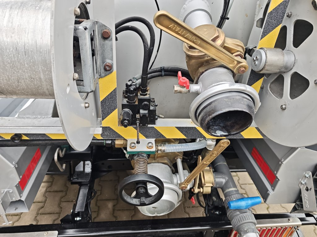 Vakuumski tovornjak Renault Maxity Kanalreiniger Hydrocureur Saugwagen: slika 43 Vakuumski tovornjak Renault Maxity Kanalreiniger Hydrocureur Saugwagen: slika 43