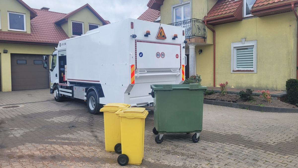 Renault Midlum CONTAINER WEASHER LAVACASSONETTI MYJKA - Smetarski tovornjak: slika 3 Renault Midlum CONTAINER WEASHER LAVACASSONETTI MYJKA - Smetarski tovornjak: slika 3