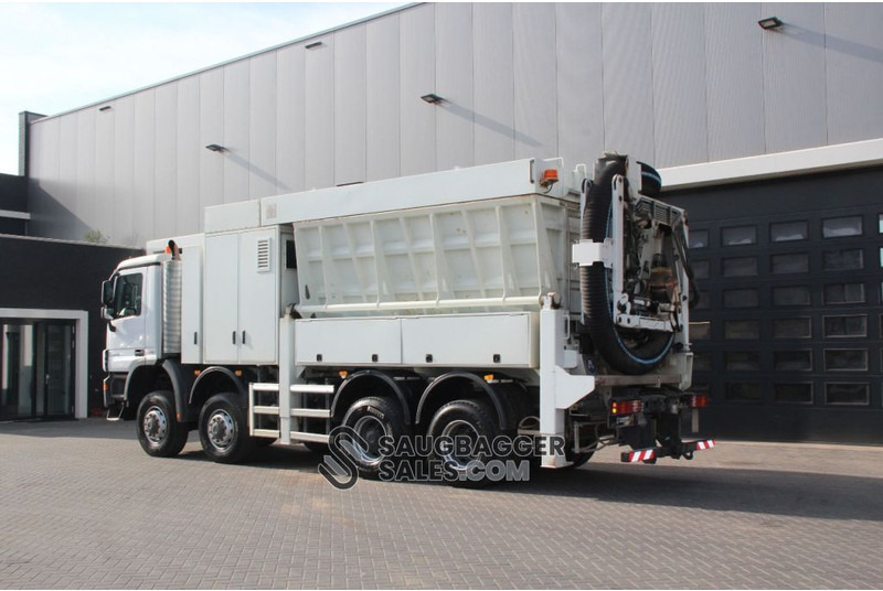 Mercedes-Benz Actros 4141 RSP 2014 Saugbagger 8x8 - Vakuumski tovornjak: slika 3 Mercedes-Benz Actros 4141 RSP 2014 Saugbagger 8x8 - Vakuumski tovornjak: slika 3