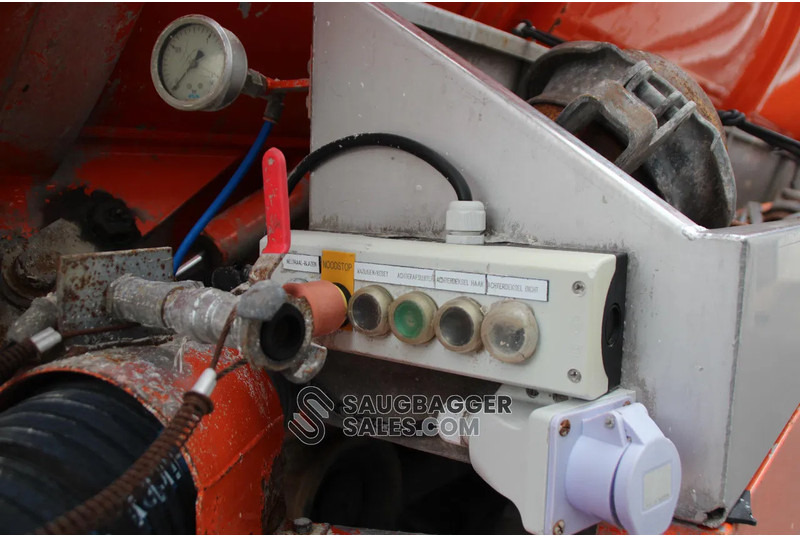 Vakuumski tovornjak Scania R520 V8 KOKS MegaVac Loader 8000 Evo – Dry material unit: slika 13
