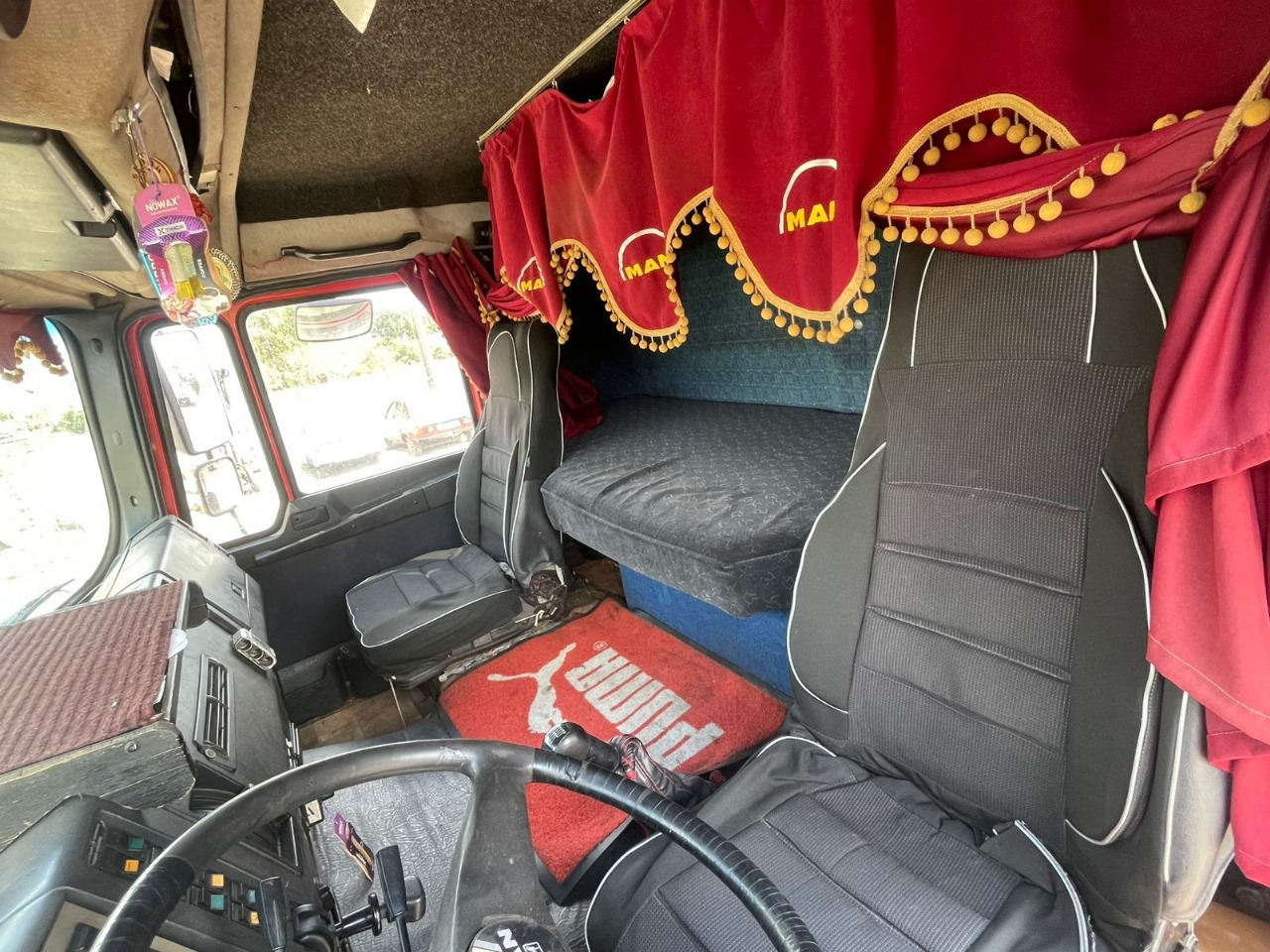 Tovornjak s kesonom MAN 25.422: slika 14