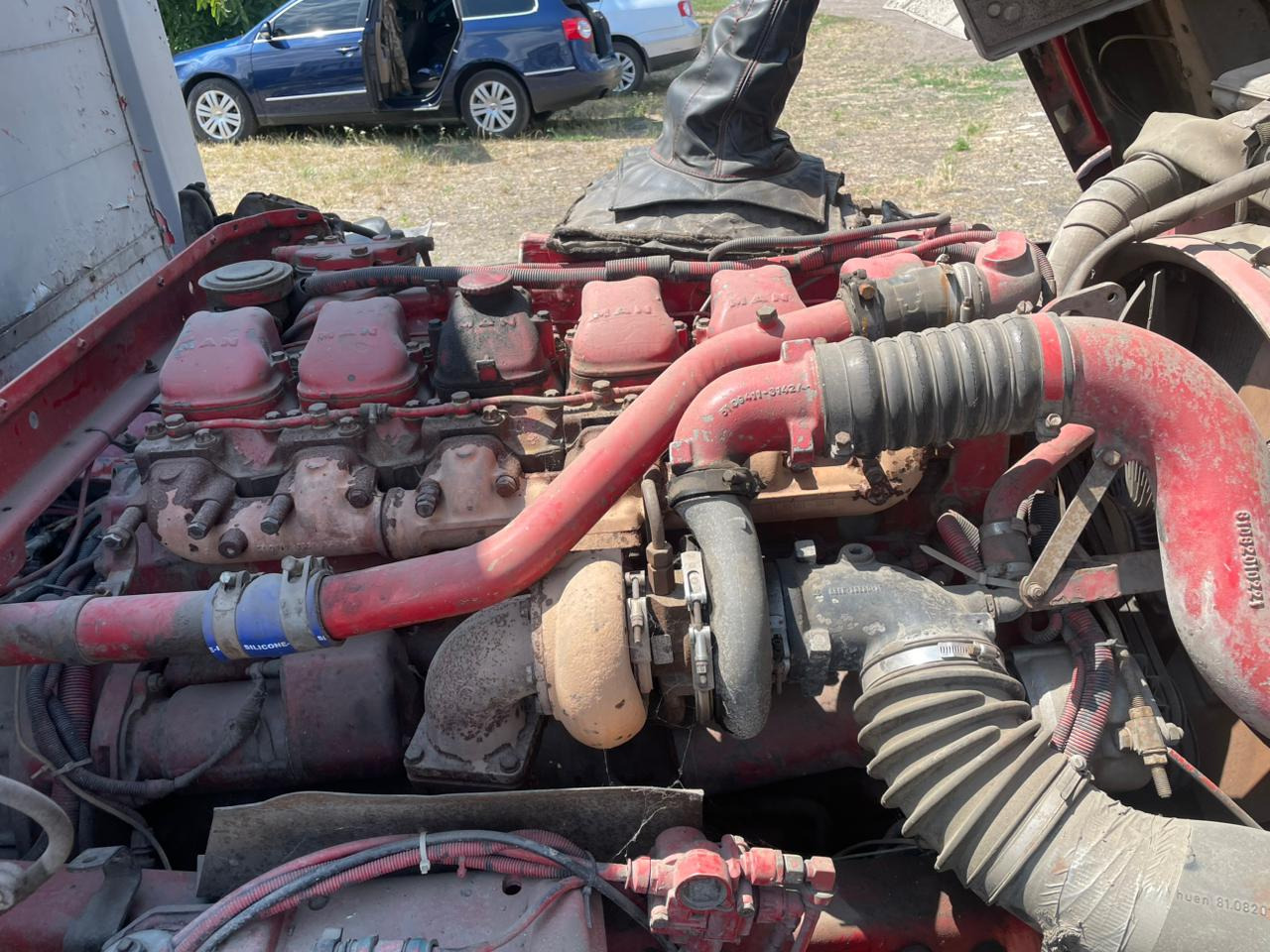 Tovornjak s kesonom MAN 25.422: slika 11