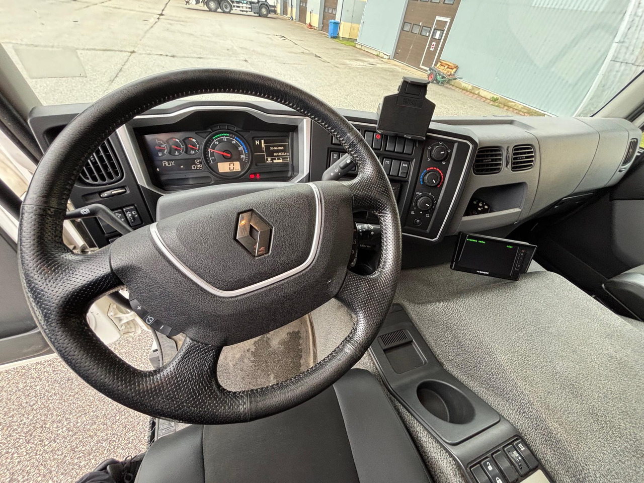 Tovornjak zabojnik RENAULT D WIDE 320: slika 14