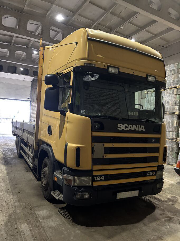 SCANIA R124.420 - Tovornjak s kesonom: slika 1 SCANIA R124.420 - Tovornjak s kesonom: slika 1